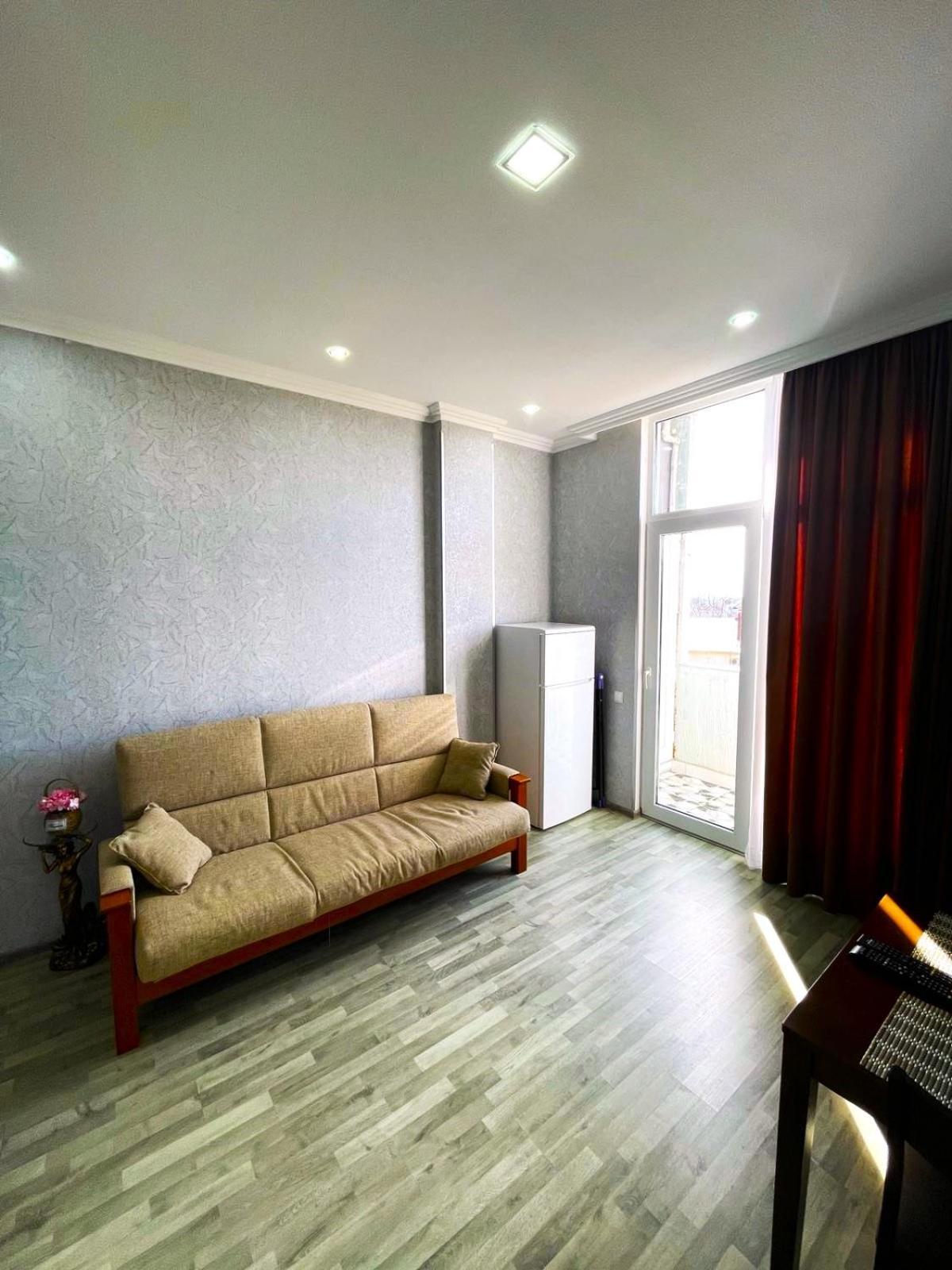 Kate'S Cozy Apartment คูทายสิ ภายนอก รูปภาพ